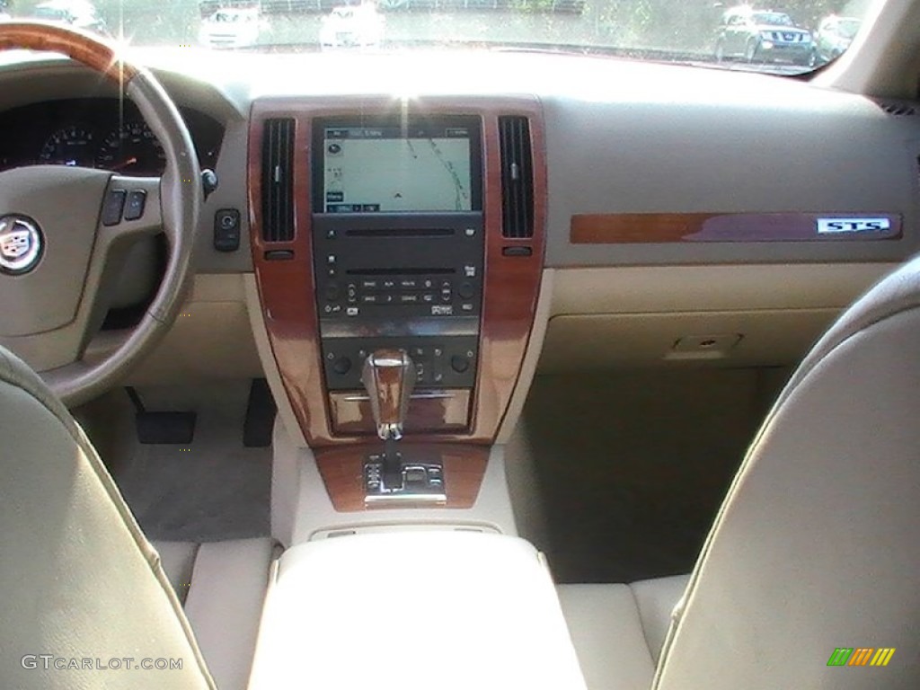 2006 STS V6 - Blackberry / Cashmere photo #12