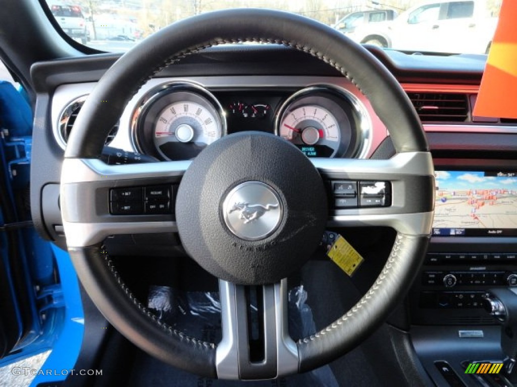 2010 Mustang V6 Premium Convertible - Grabber Blue / Charcoal Black photo #17