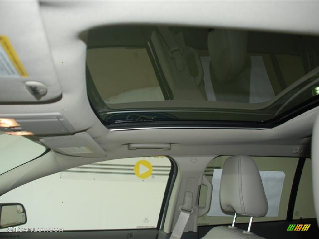 2012 Edge Limited EcoBoost - White Platinum Metallic Tri-Coat / Medium Light Stone photo #16