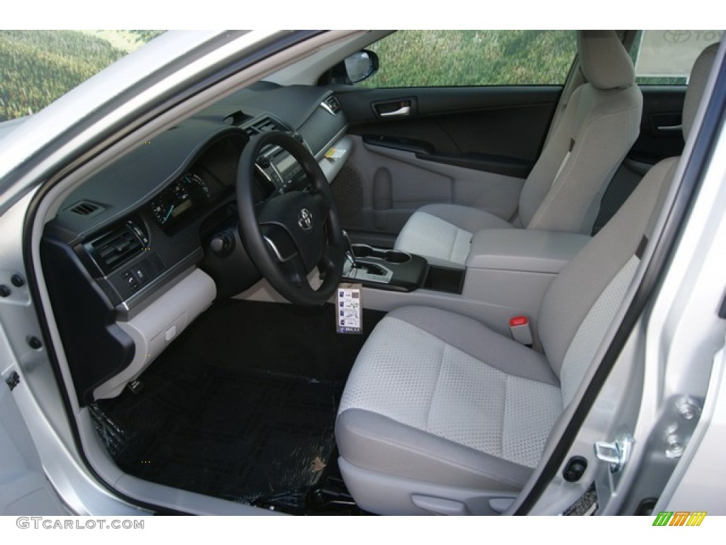 Ash Interior 2012 Toyota Camry L Photo #57437600