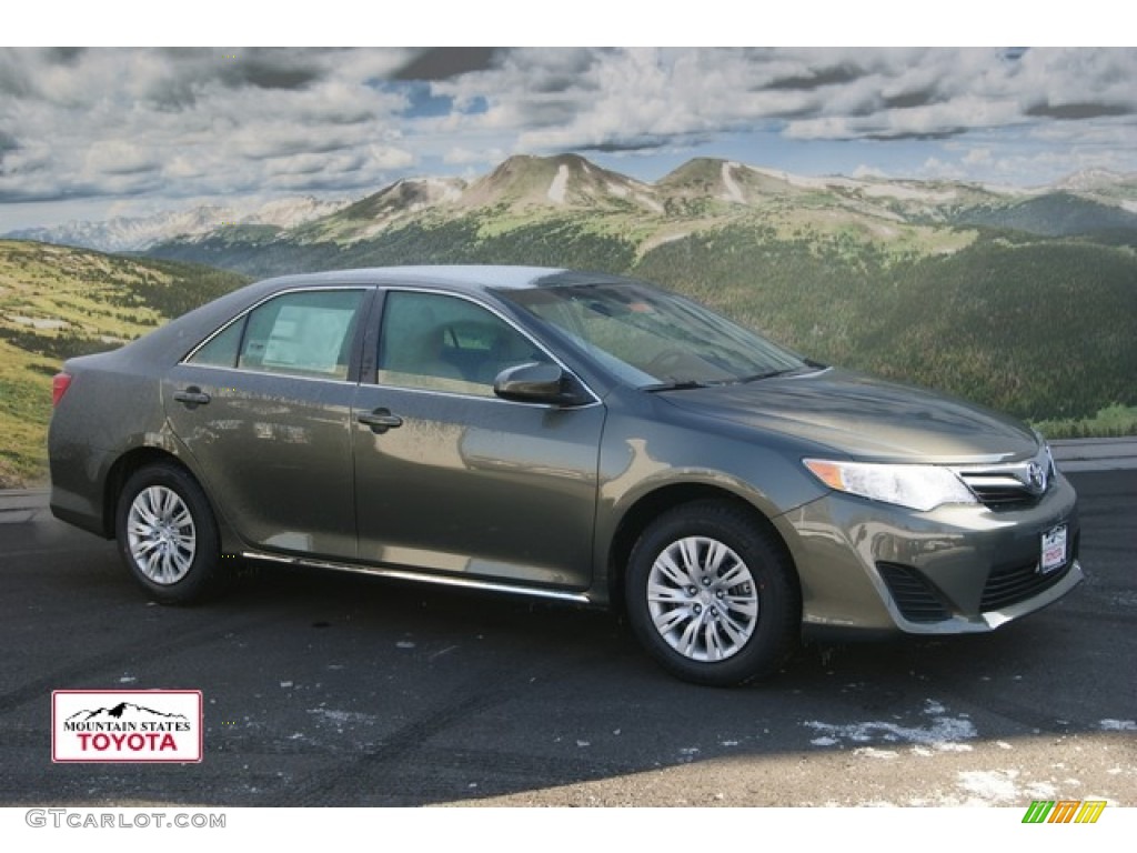 2012 Camry LE - Cypress Green Pearl / Ivory photo #1