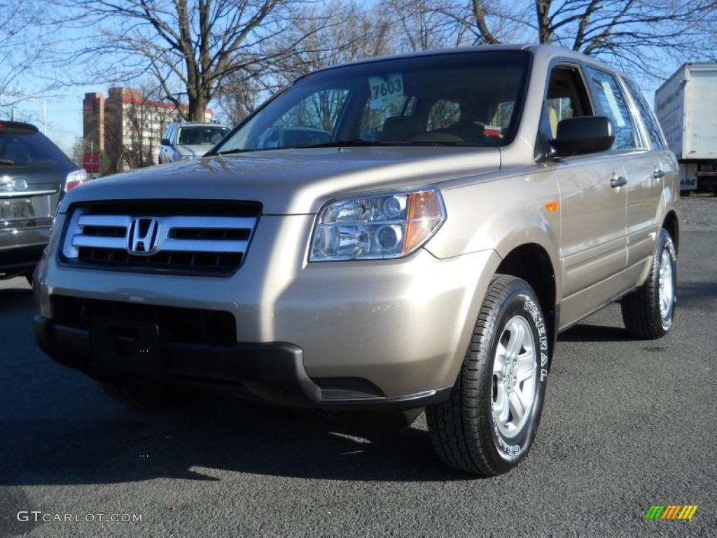 Desert Rock Metallic Honda Pilot