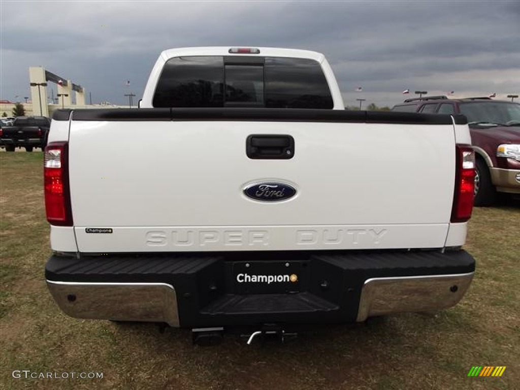 2012 F250 Super Duty Lariat Crew Cab 4x4 - Oxford White / Black photo #5