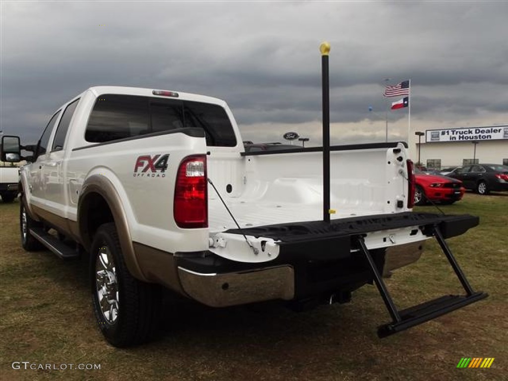 2012 F250 Super Duty Lariat Crew Cab 4x4 - Oxford White / Black photo #9