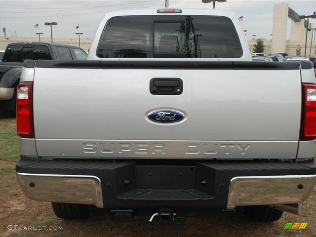 2012 F250 Super Duty Lariat Crew Cab 4x4 - Ingot Silver Metallic / Black photo #5