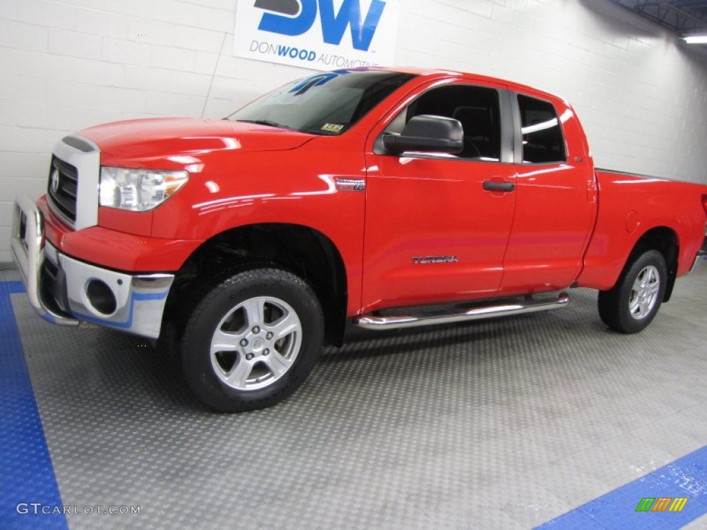 2007 Tundra SR5 Double Cab 4x4 - Radiant Red / Graphite Gray photo #2