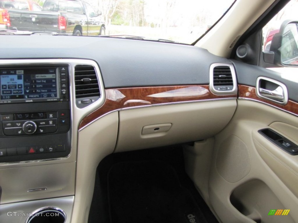 2011 Grand Cherokee Limited - Inferno Red Crystal Pearl / Black/Light Frost Beige photo #22