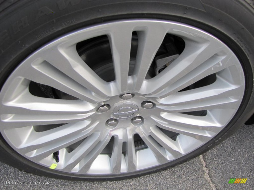 2012 Chrysler 300 Limited Wheel Photo #57450496