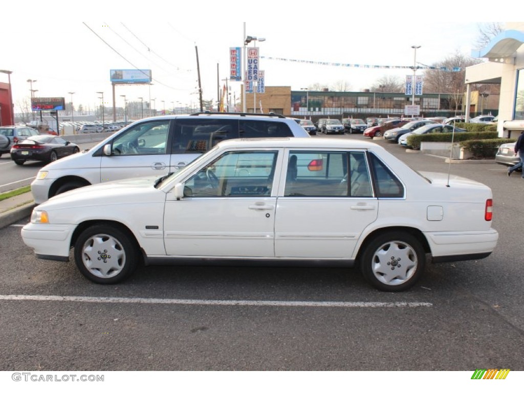 1995 Volvo 960 Sedan Exterior Photos