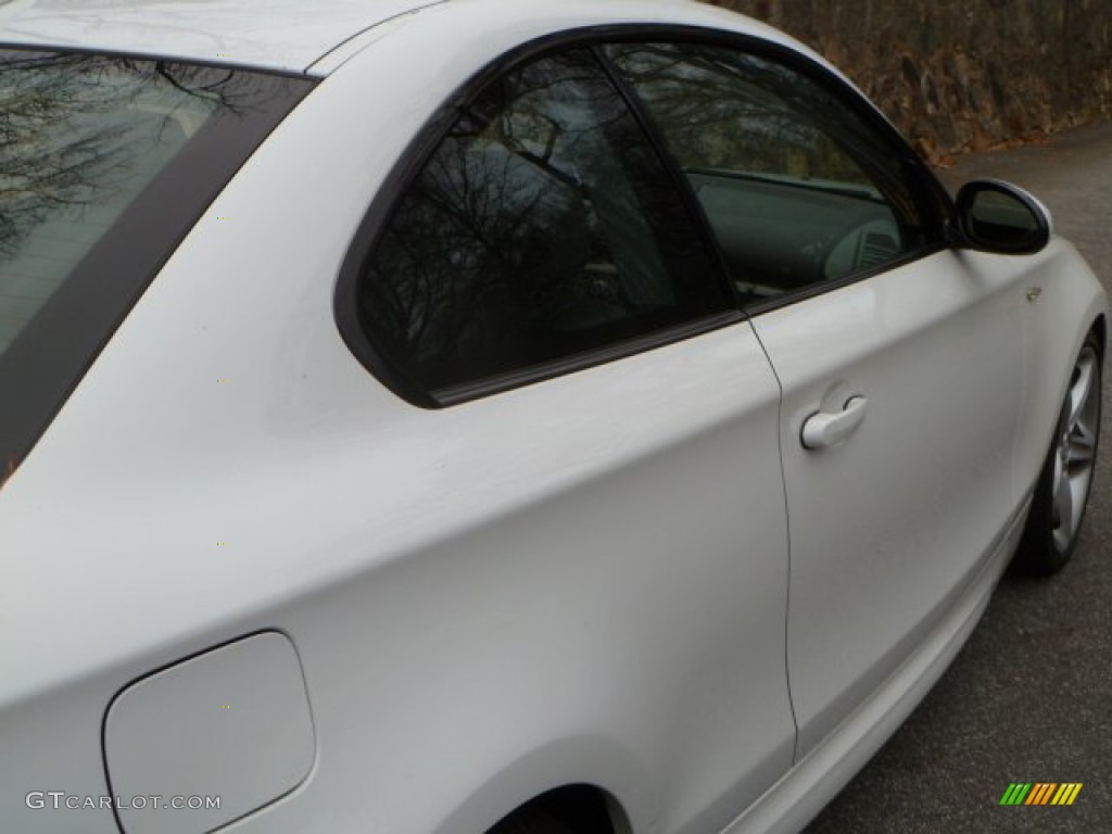 2008 1 Series 135i Coupe - Alpine White / Black photo #13