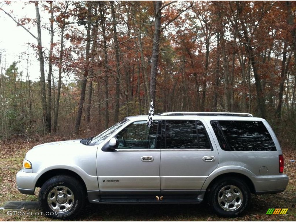 2000 Navigator 4x4 - Silver Metallic / Medium Graphite photo #4
