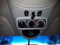 2000 Silver Metallic Lincoln Navigator 4x4  photo #35