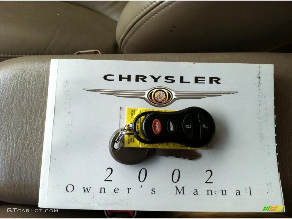 2002 Chrysler Concorde LXi Keys Photos