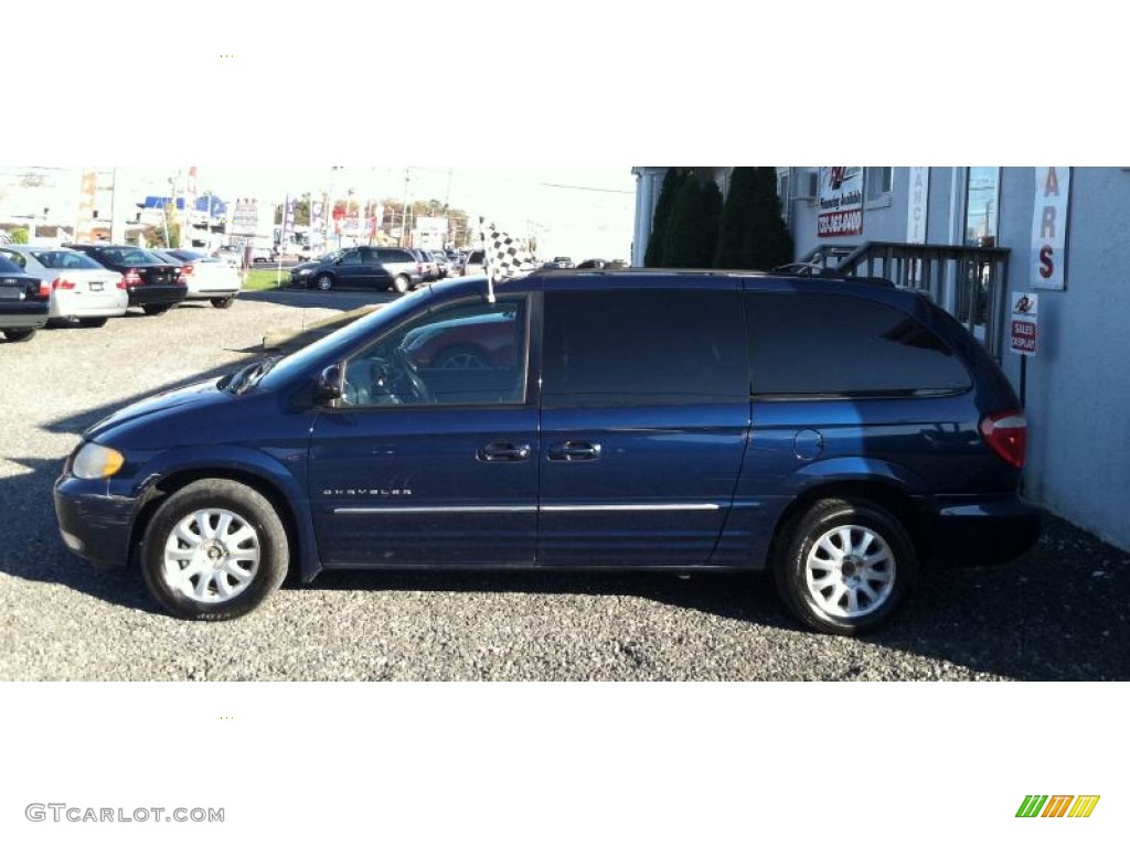 2001 Town & Country LXi - Patriot Blue Pearl / Navy Blue photo #7