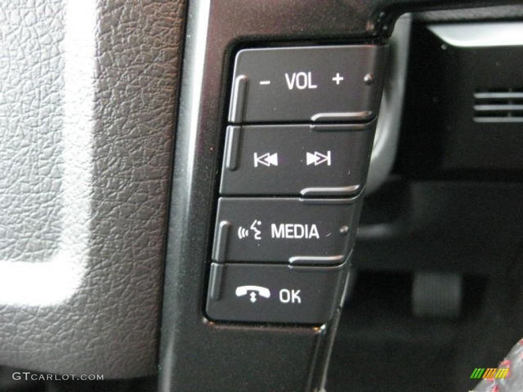 2012 Ford F150 FX4 SuperCrew 4x4 Steering Wheel Controls Photo #57458089