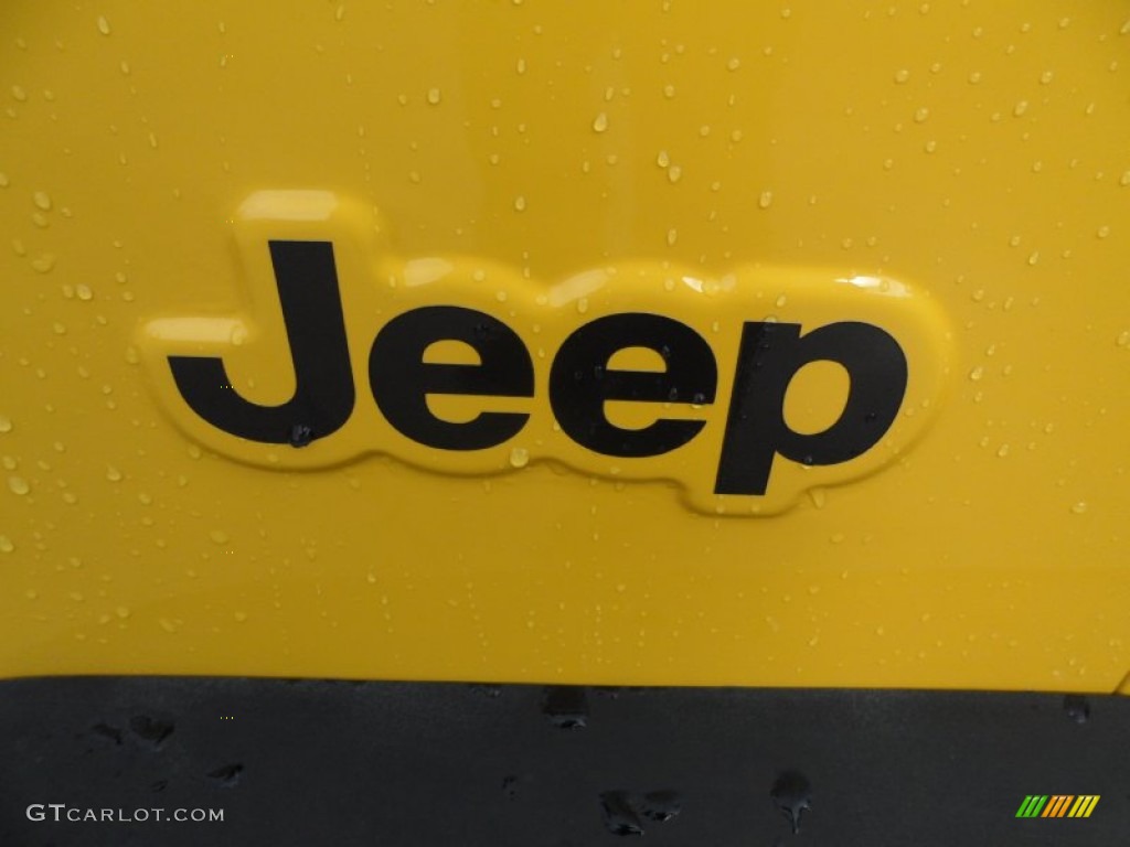 2000 Wrangler Sport 4x4 - Solar Yellow / Agate photo #17