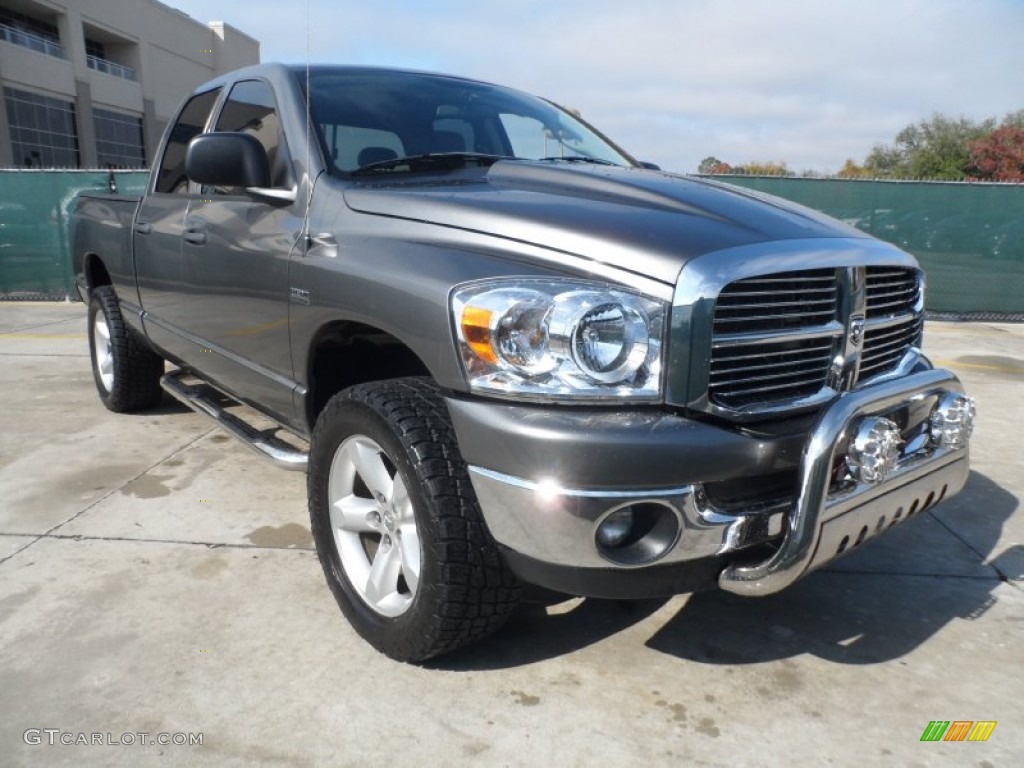 Mineral Gray Metallic Dodge Ram 1500