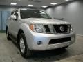 Silver Lightning - Pathfinder SE 4x4 Photo No. 1