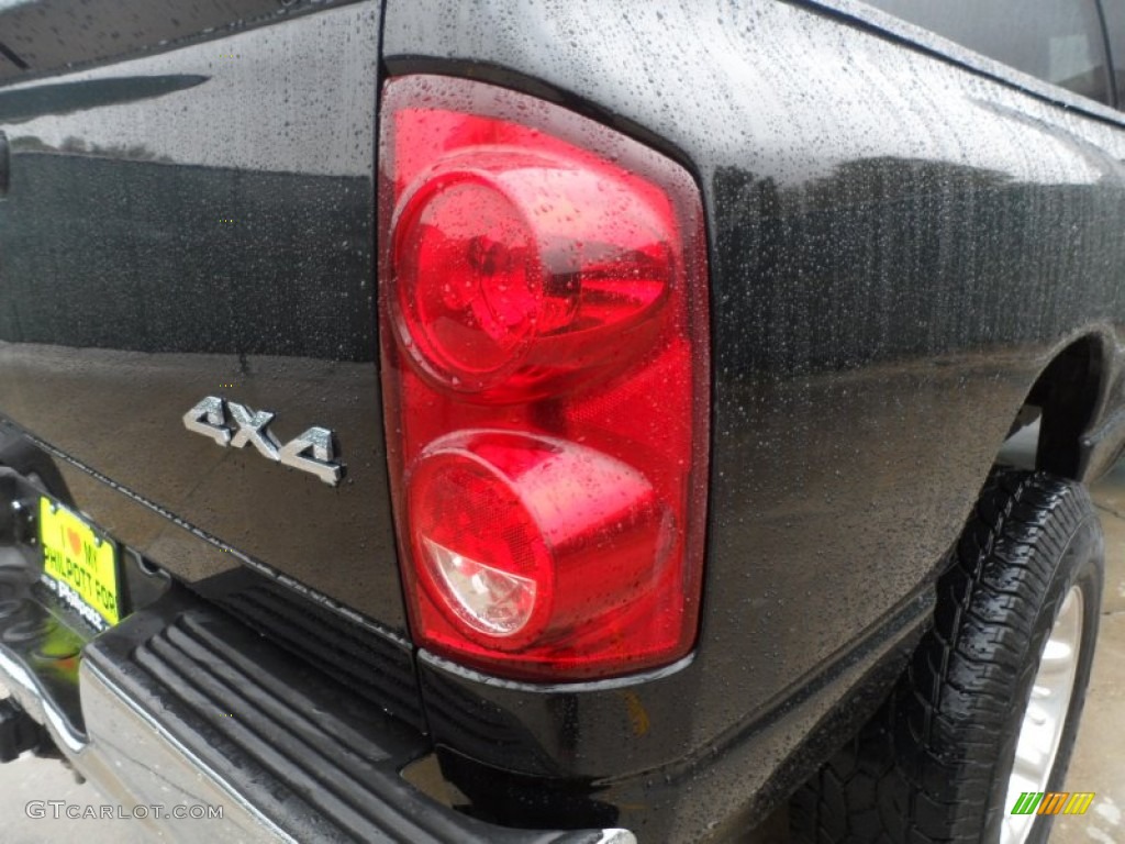 2007 Ram 1500 ST Regular Cab 4x4 - Brilliant Black Crystal Pearl / Medium Slate Gray photo #18