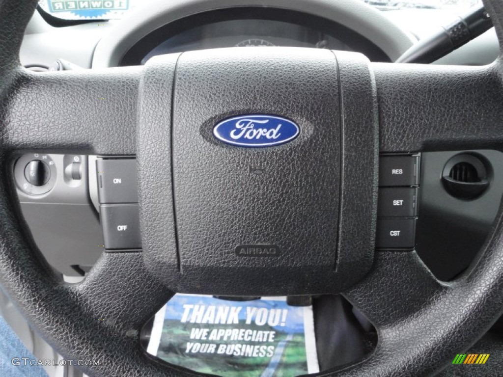 2005 F150 STX SuperCab - Silver Metallic / Medium Flint Grey photo #28