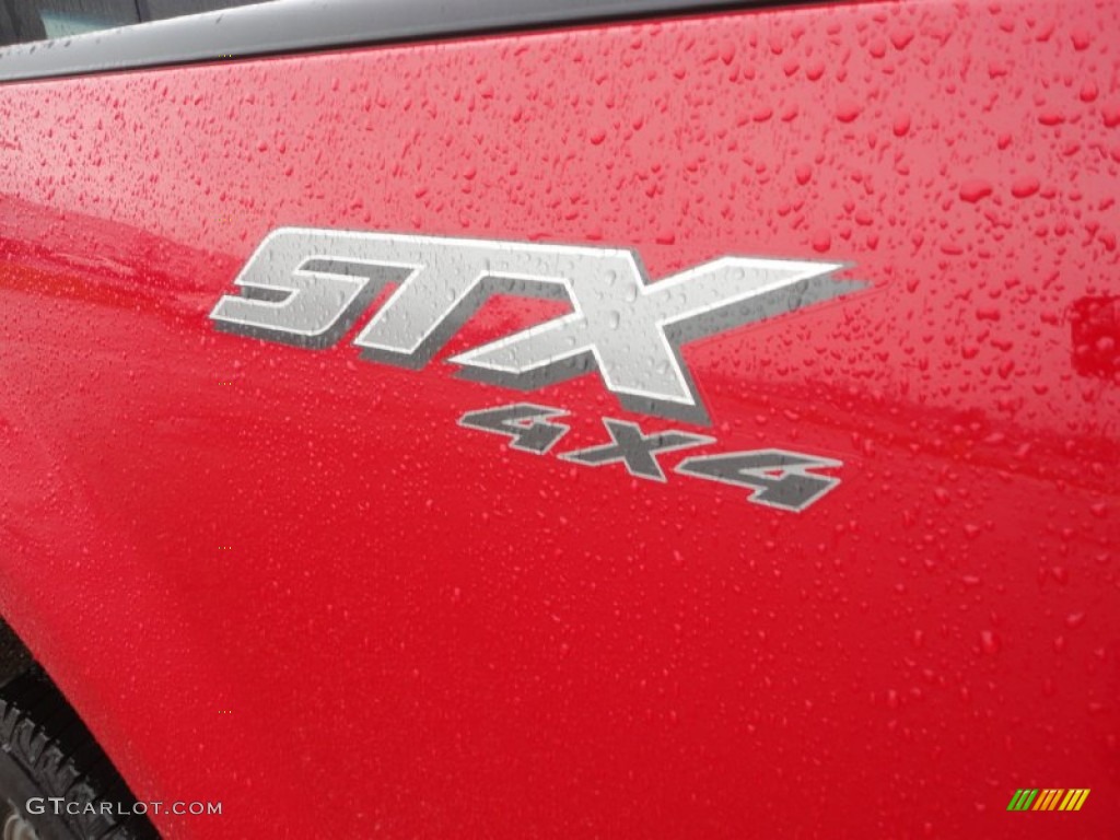 2004 F150 STX SuperCab 4x4 - Bright Red / Medium Graphite photo #15