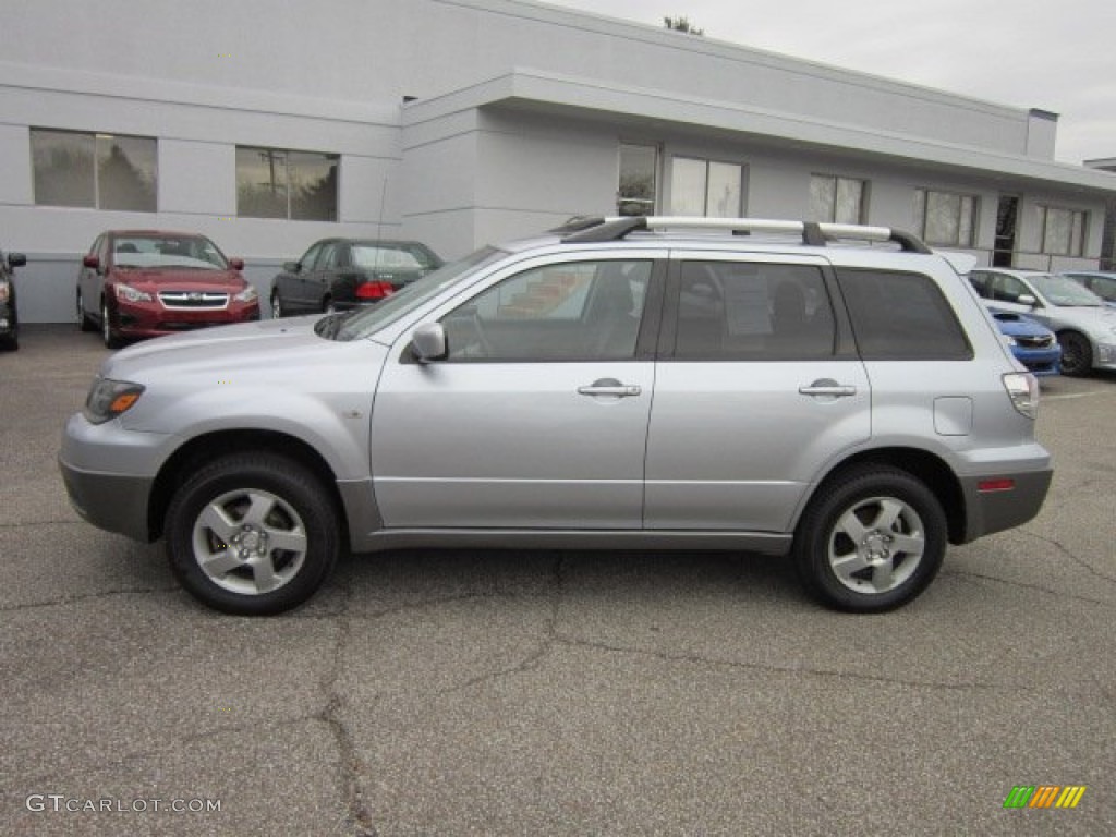 Cool Silver Metallic 2004 Mitsubishi Outlander XLS AWD Exterior Photo #57476733