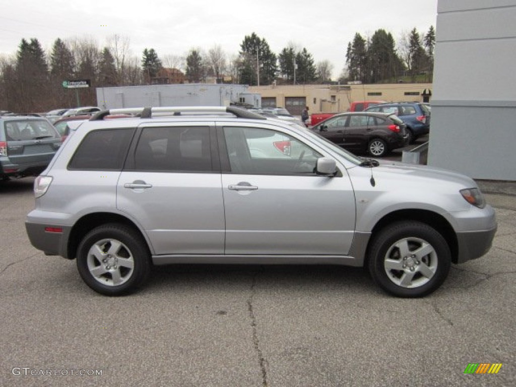 Cool Silver Metallic 2004 Mitsubishi Outlander XLS AWD Exterior Photo #57476767