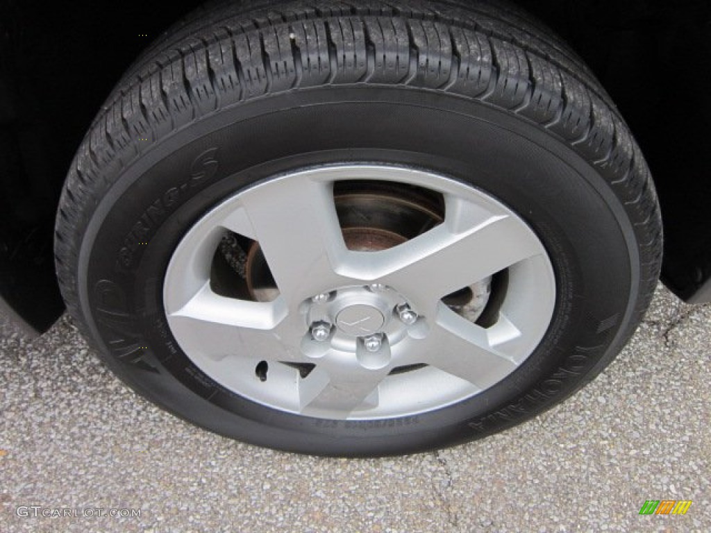 2004 Mitsubishi Outlander XLS AWD Wheel Photo #57476777