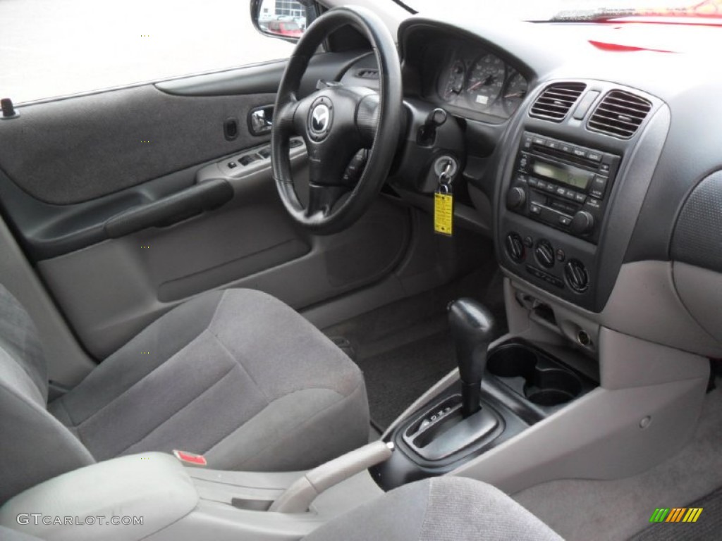 Gray Interior 2002 Mazda Protege LX Photo #57477712