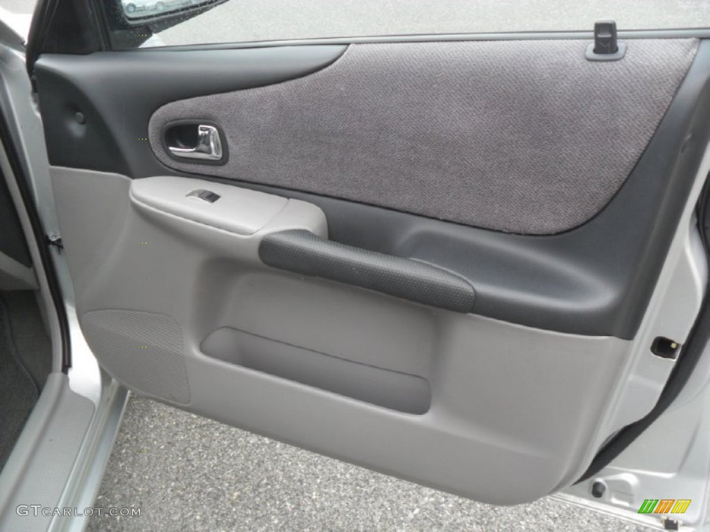 2002 Mazda Protege LX Door Panel Photos