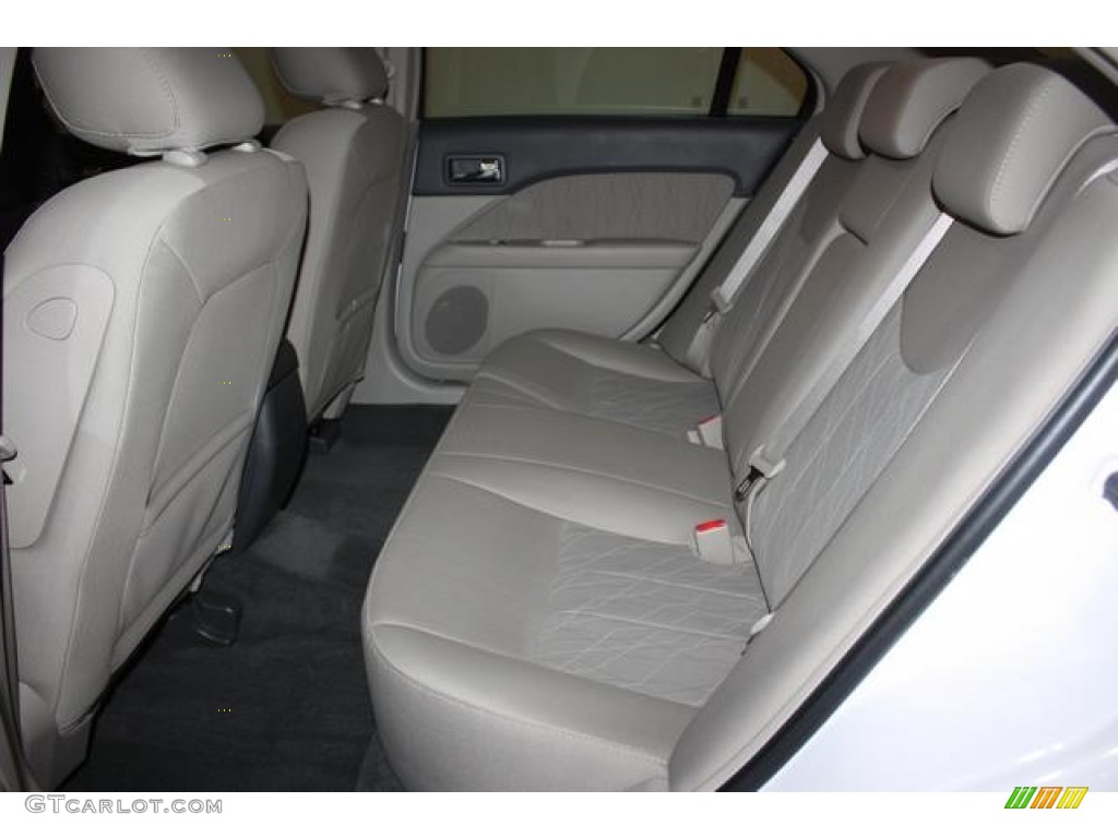 Medium Light Stone Interior 2010 Mercury Milan I4 Photo #57478774