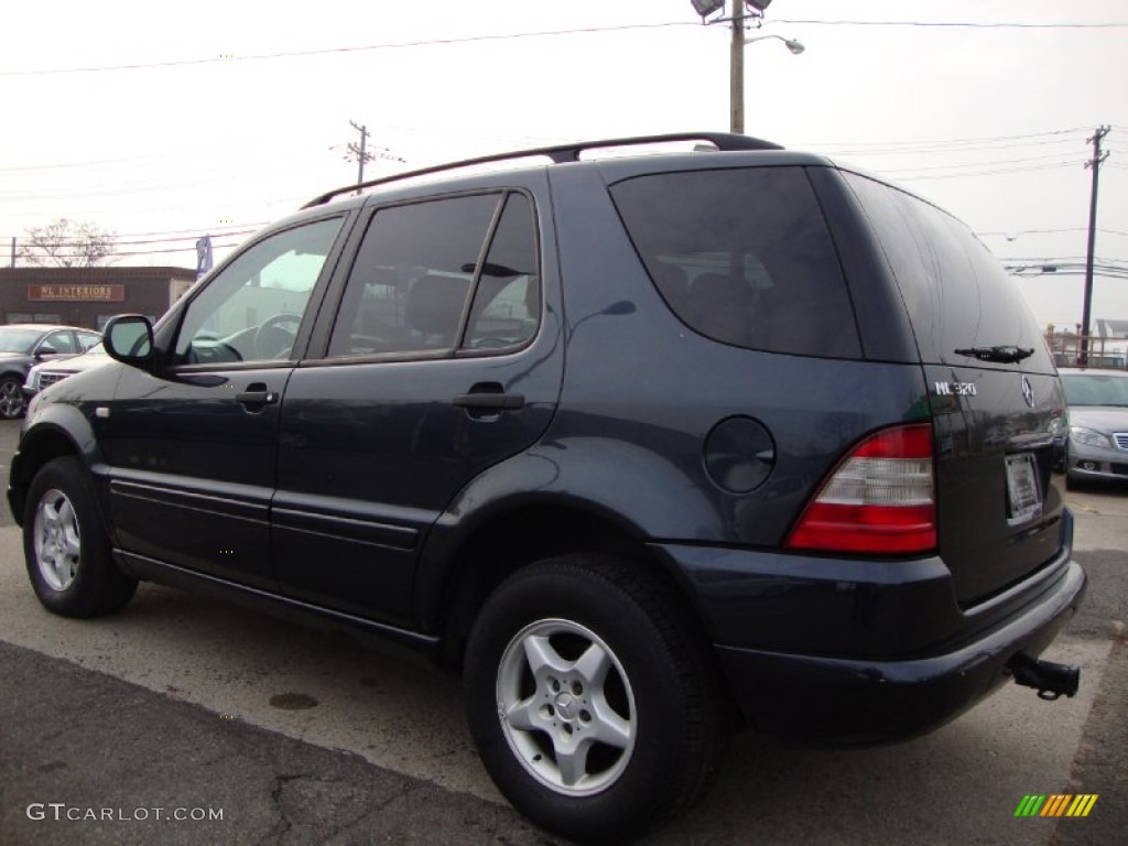 2000 ML 320 4Matic - Azure Blue Metallic / Ash photo #3