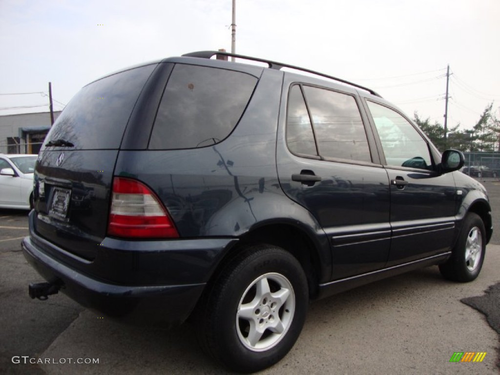 2000 ML 320 4Matic - Azure Blue Metallic / Ash photo #4
