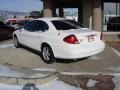 2002 Vibrant White Ford Taurus SES  photo #2