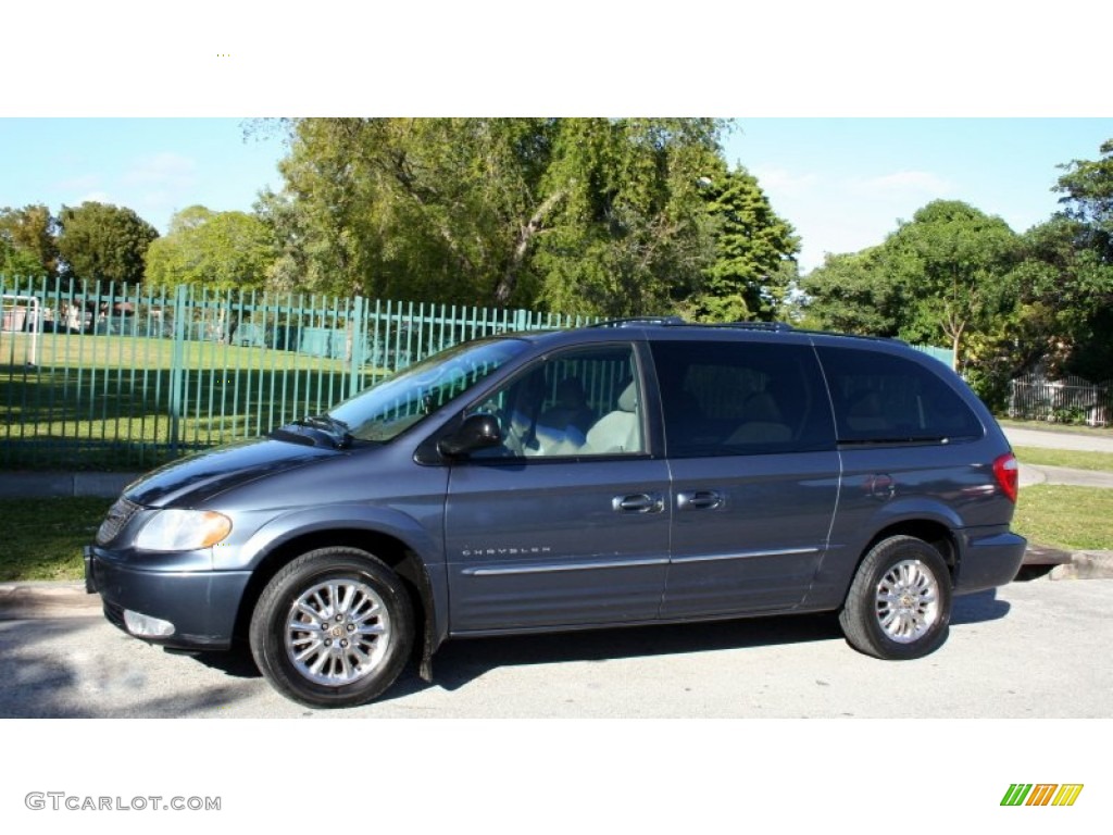 2001 Town & Country Limited AWD - Steel Blue Pearl / Taupe photo #2