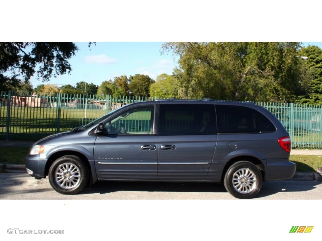 2001 Town & Country Limited AWD - Steel Blue Pearl / Taupe photo #3