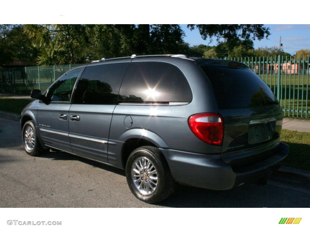 2001 Town & Country Limited AWD - Steel Blue Pearl / Taupe photo #7