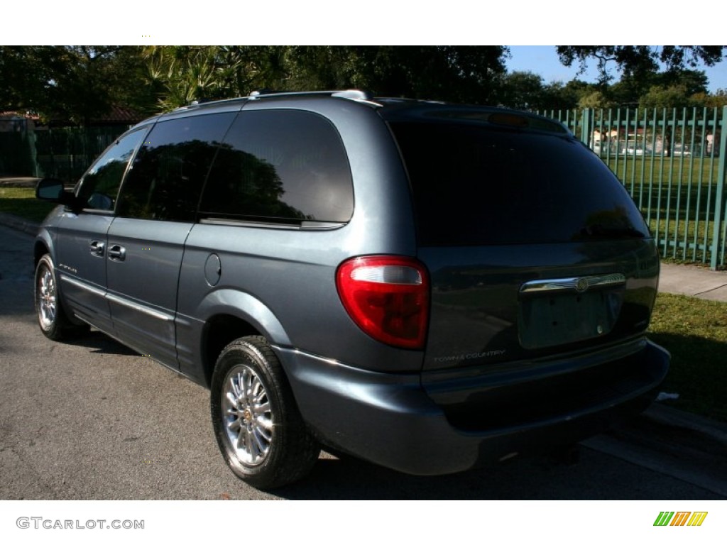 2001 Town & Country Limited AWD - Steel Blue Pearl / Taupe photo #8