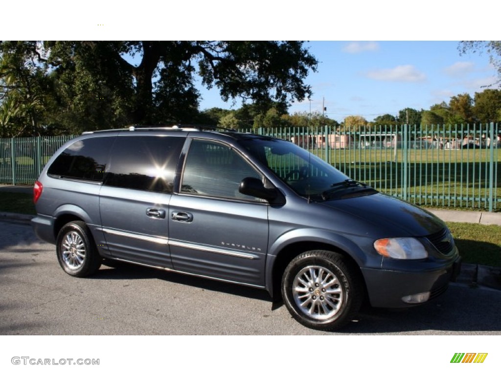 2001 Town & Country Limited AWD - Steel Blue Pearl / Taupe photo #14