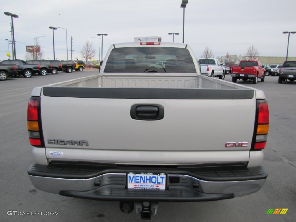 2007 Sierra 2500HD Classic SLE Crew Cab 4x4 - Silver Birch Metallic / Dark Charcoal photo #26