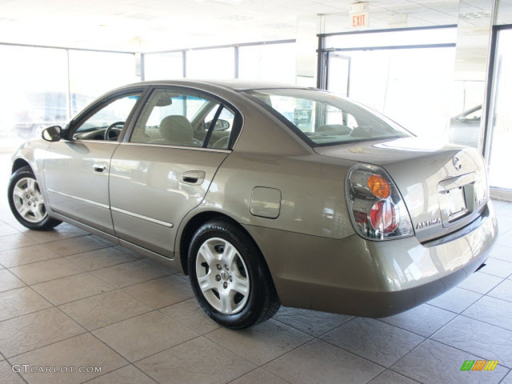 2002 Altima 2.5 S - Velvet Beige / Blond Beige photo #1