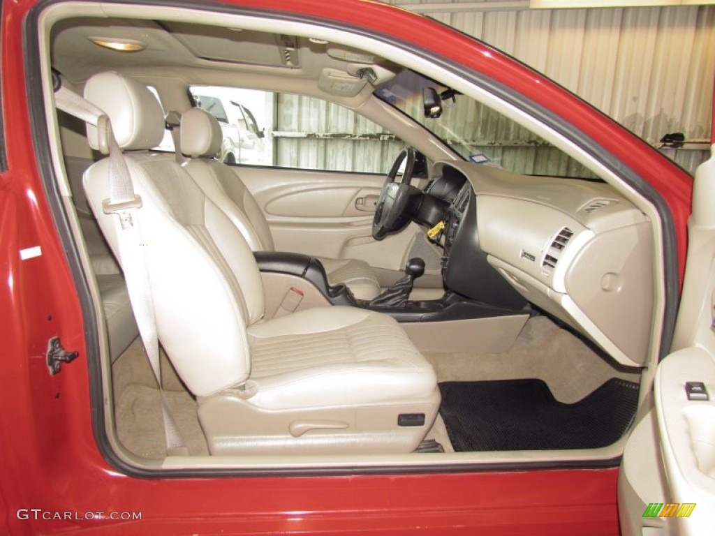 Neutral Beige Interior 2003 Chevrolet Monte Carlo SS Photo #57488543
