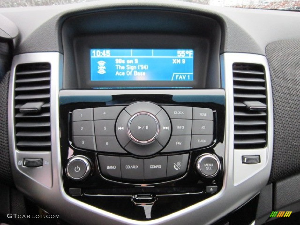 2012 Chevrolet Cruze LT/RS Controls Photo #57491002