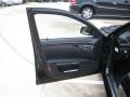Black - S 550 Sedan Photo No. 17