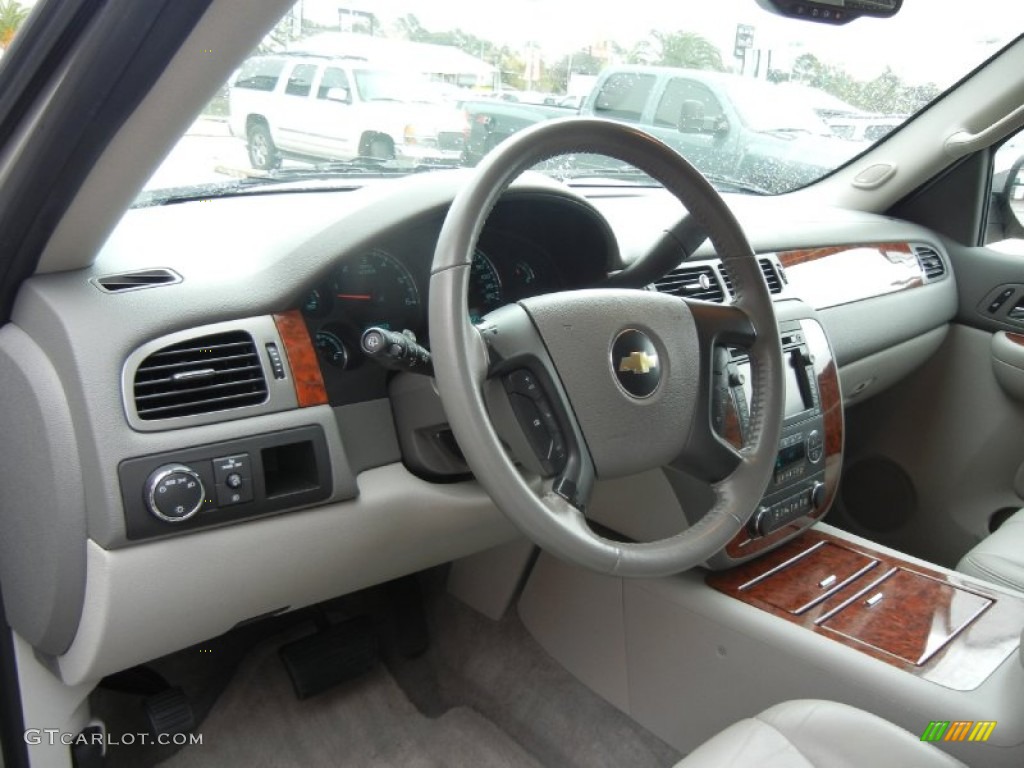 2008 Chevrolet Suburban 1500 LTZ Light Titanium/Dark Titanium Dashboard Photo #57496504
