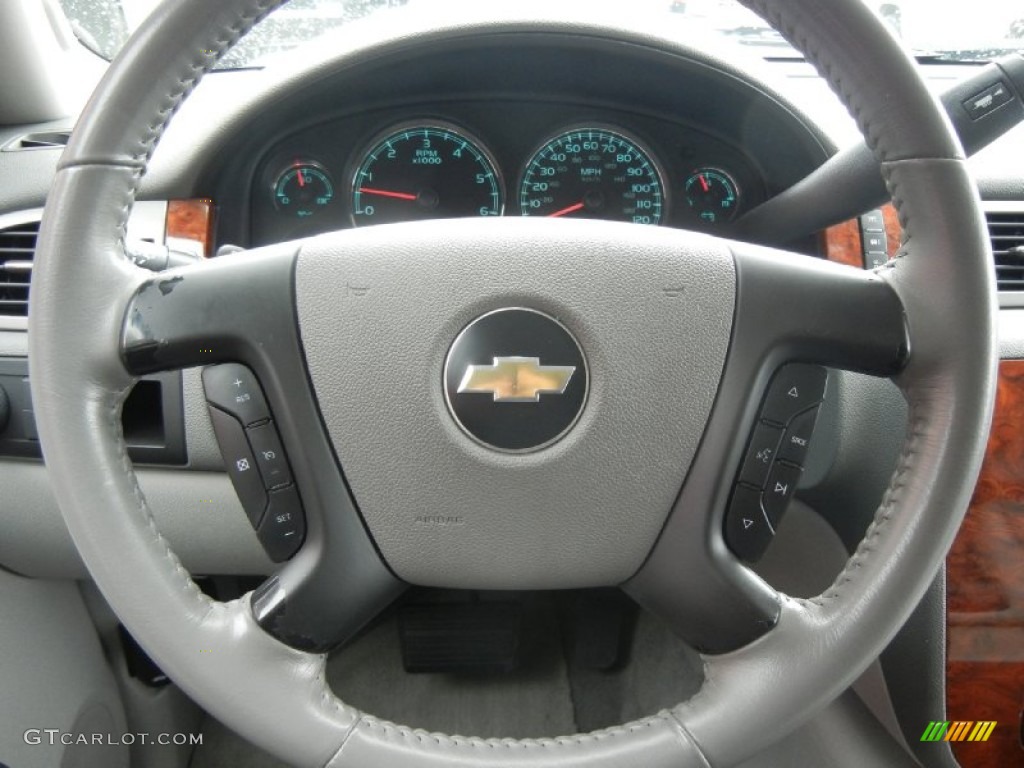 2008 Chevrolet Suburban 1500 LTZ Light Titanium/Dark Titanium Steering Wheel Photo #57496525
