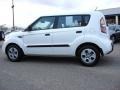 2010 Clear White Kia Soul 1.6  photo #3