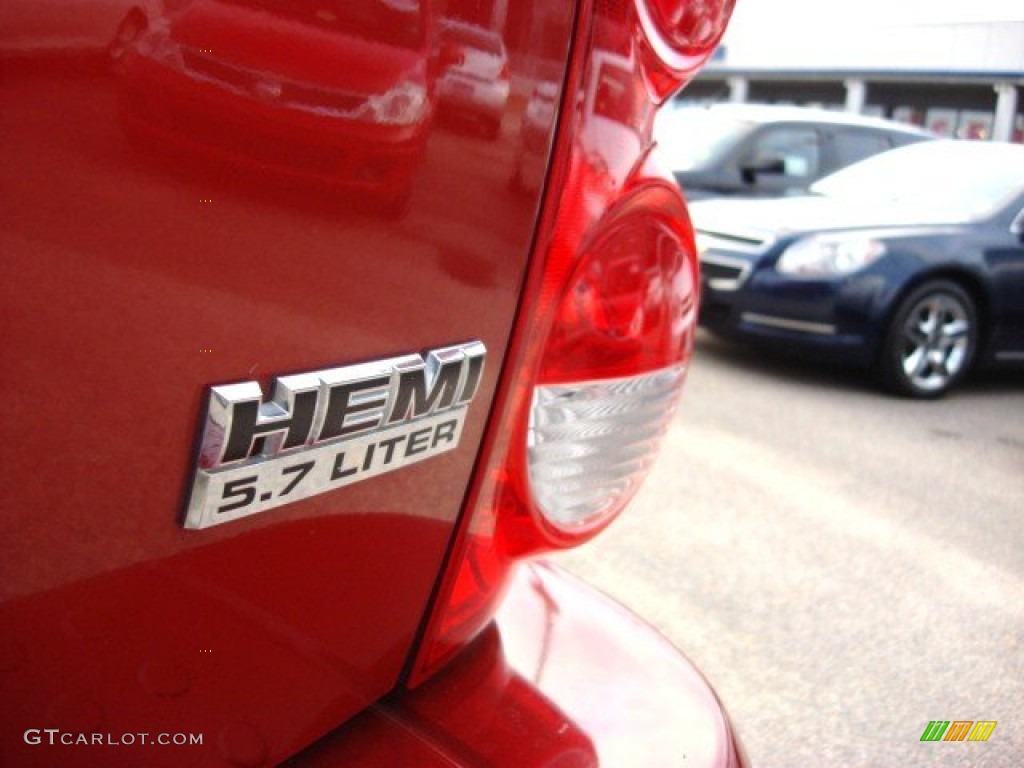 2006 Dodge Durango Limited HEMI 4x4 Marks and Logos Photos