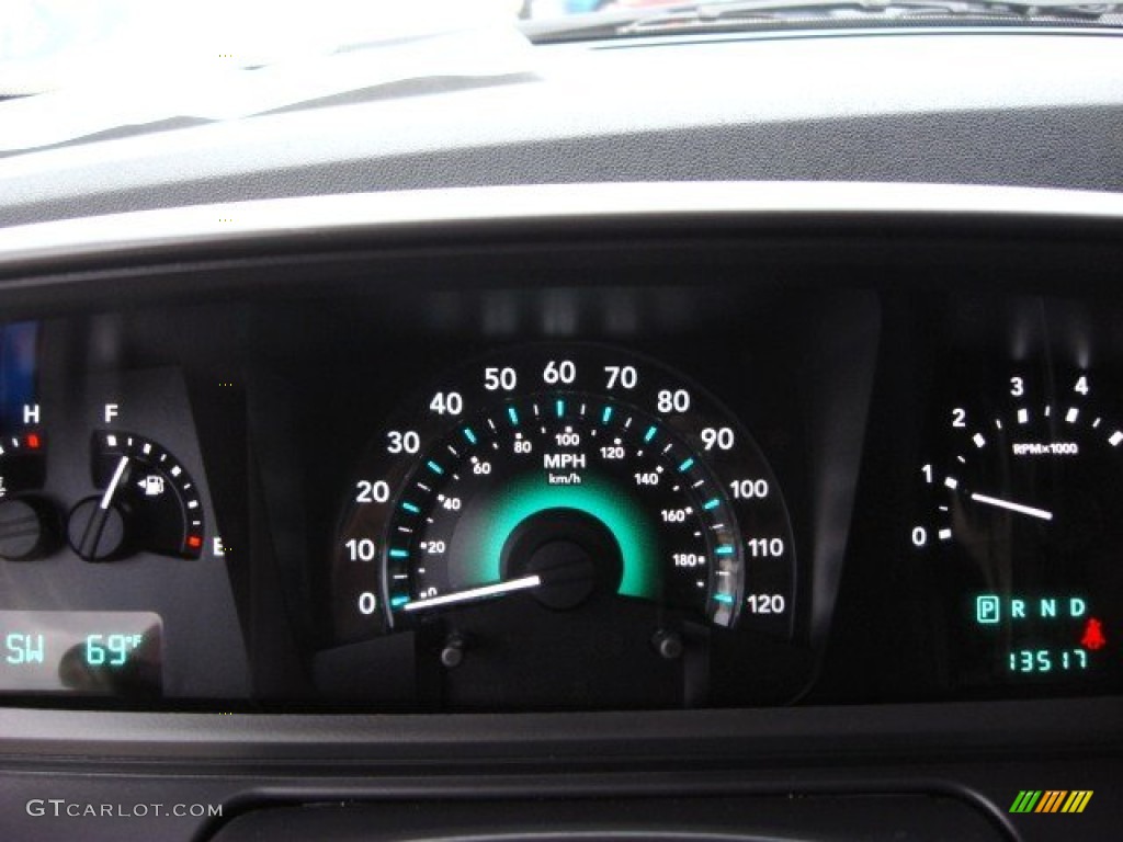 2009 Dodge Journey SXT Gauges Photo #57499613