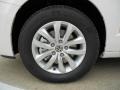 2012 Volkswagen Routan SE Wheel and Tire Photo